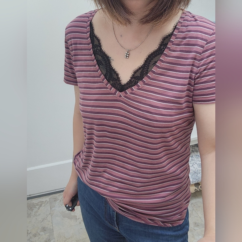 Lululemon Purple and Pink Step Strped V-neck T-shirt Size 6